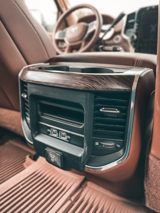 RAM 2500 2021 completo