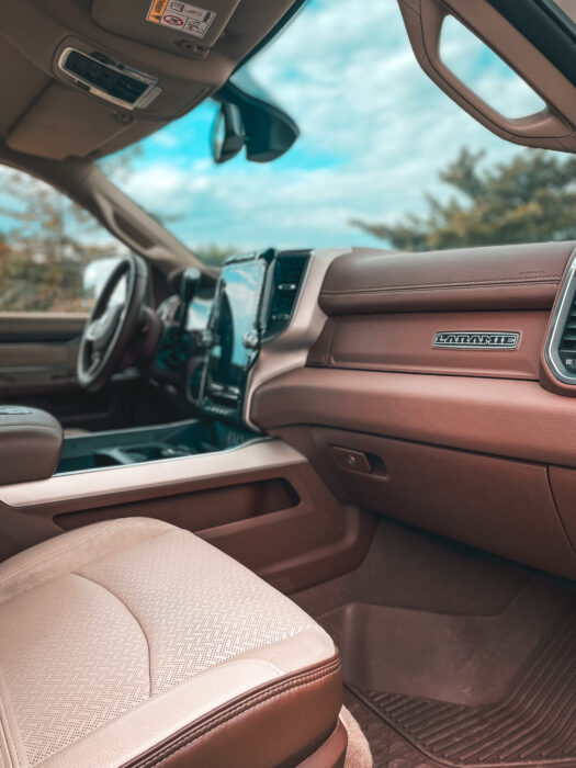 RAM 2500 2021 completo