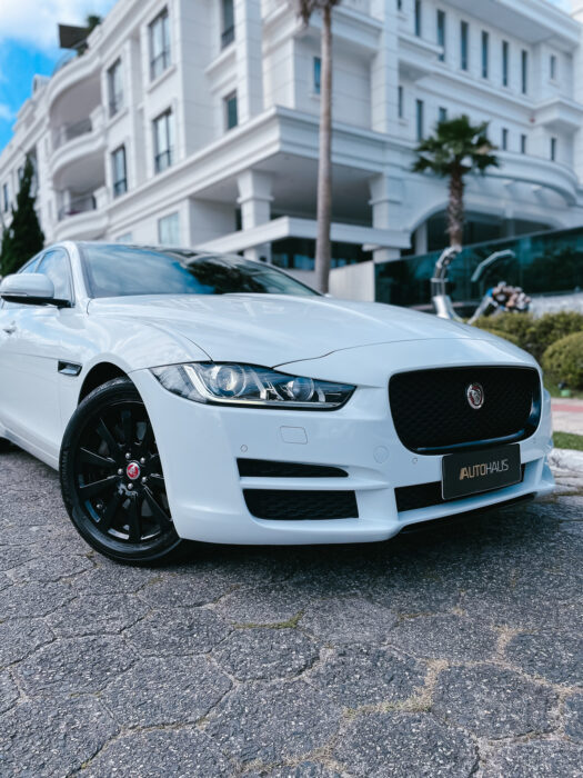 JAGUAR XE 2017 completo