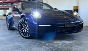 PORSCHE 911 2021 completo