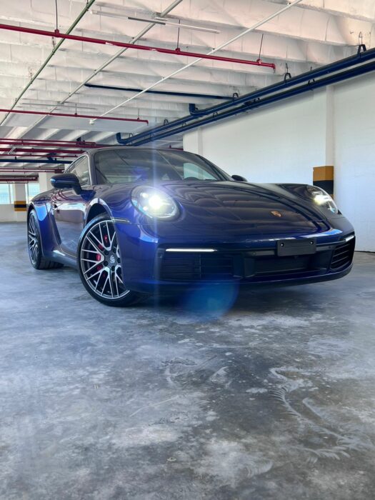 PORSCHE 911 2021 completo