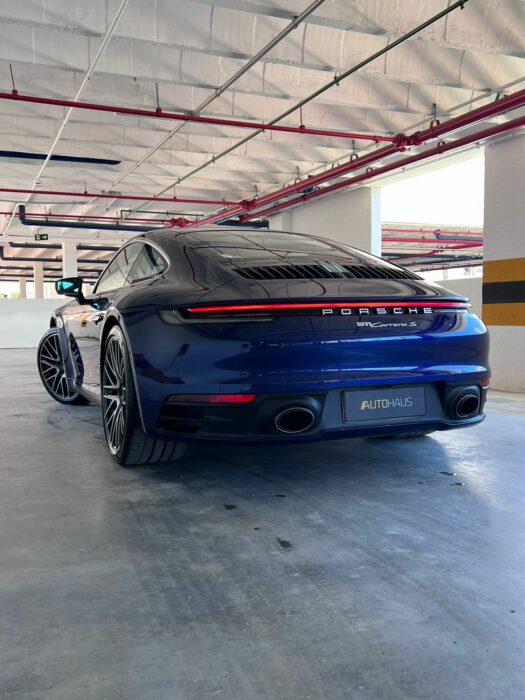 PORSCHE 911 2021 completo