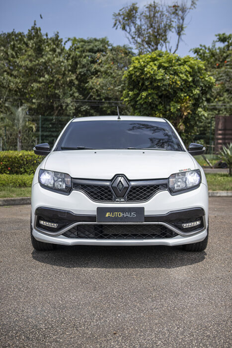 RENAULT SANDERO 2016 completo