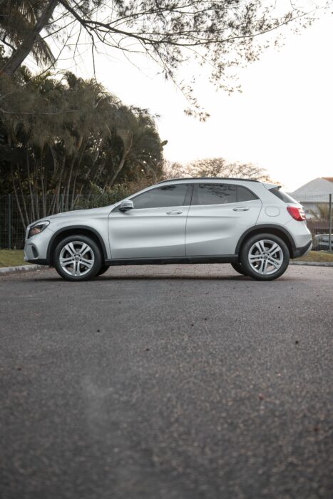 MERCEDES-BENZ GLA 200 2018 completo