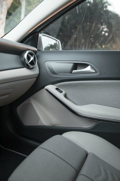 MERCEDES-BENZ GLA 200 2018 completo