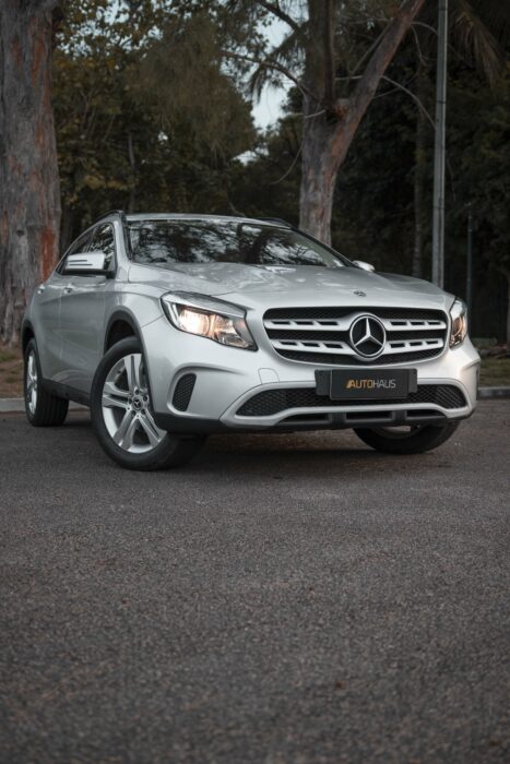 MERCEDES-BENZ GLA 200 2018 completo