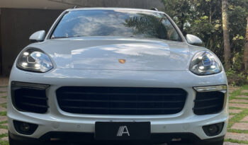 PORSCHE CAYENNE 2018 completo