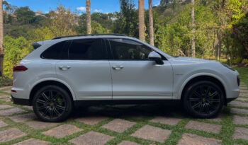 PORSCHE CAYENNE 2018 completo