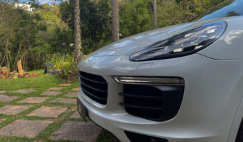 PORSCHE CAYENNE 2018 completo