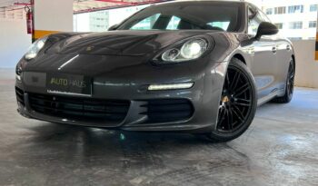 PORSCHE PANAMERA 2016 completo