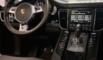 PORSCHE PANAMERA 2016 completo