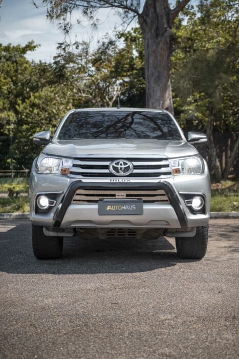 TOYOTA HILUX 2017 completo