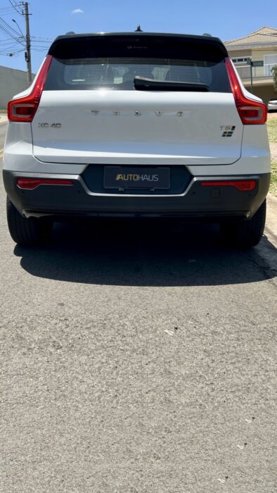 VOLVO XC40 2018 completo