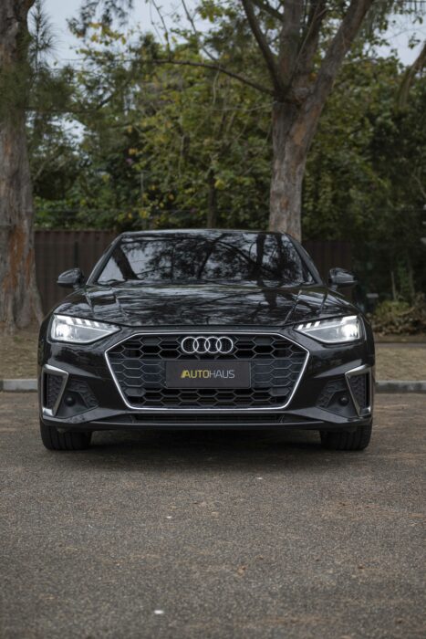 AUDI A4 2021 completo