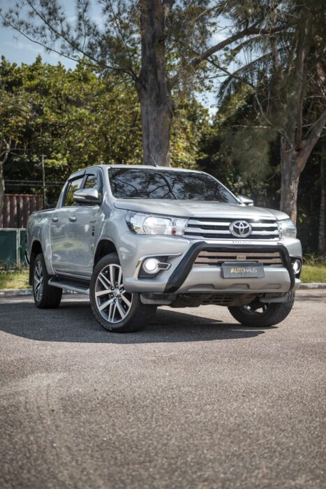 TOYOTA HILUX 2017 completo