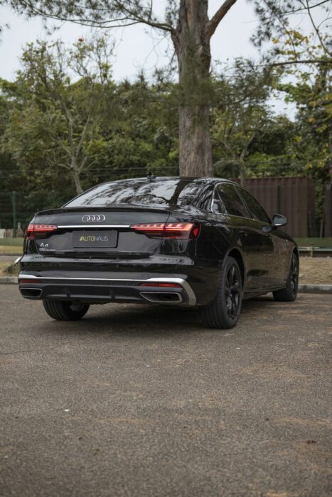 AUDI A4 2021 completo