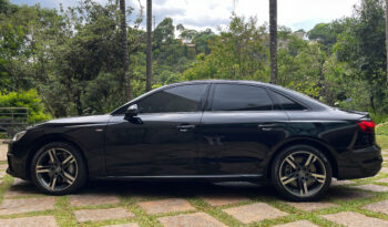 AUDI A4 SEDAN 2021 completo