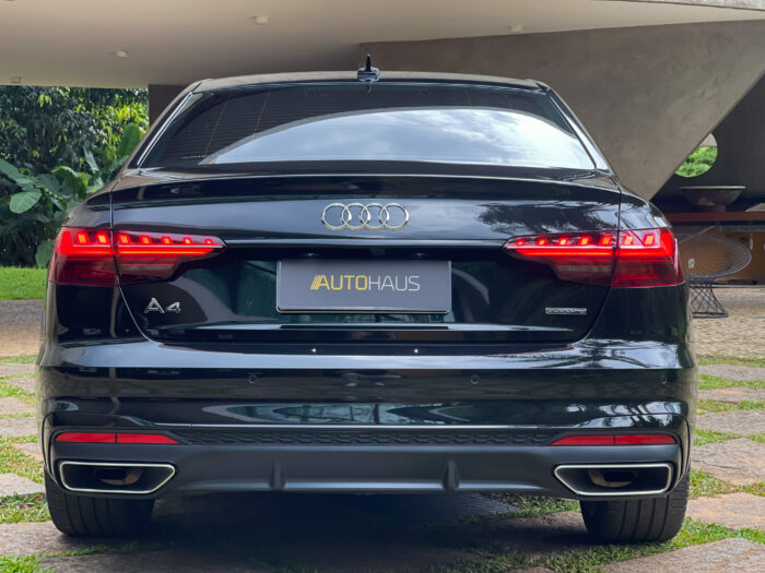 AUDI A4 SEDAN 2021 completo