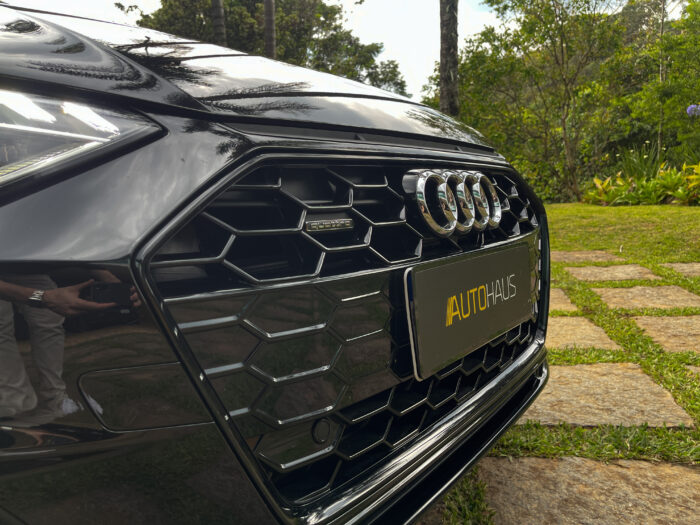 AUDI A4 SEDAN 2021 completo