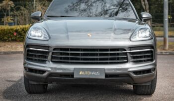 PORSCHE CAYENNE 2020 completo