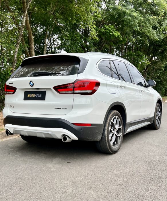 BMW X1 2021 completo