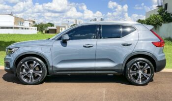 VOLVO XC40 2022 completo