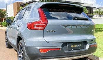 VOLVO XC40 2022 completo