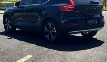 VOLVO XC40 2021 completo