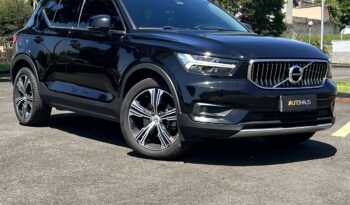 VOLVO XC40 2021 completo