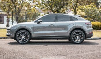 PORSCHE CAYENNE 2020 completo