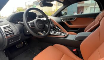 JAGUAR F-TYPE P300 2022 completo