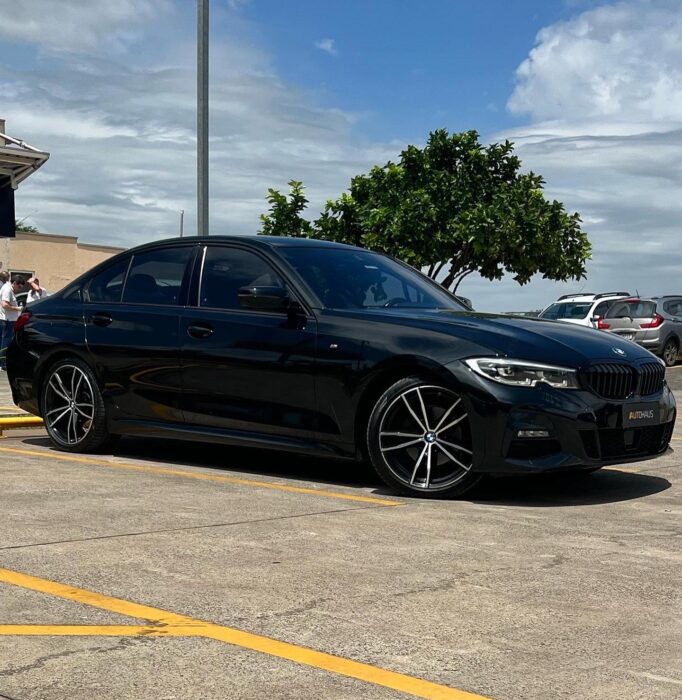 BMW 320 i 2019 completo