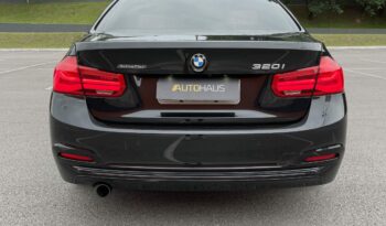 BMW 320 i 2017 completo