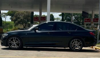 BMW 320 i 2019 completo