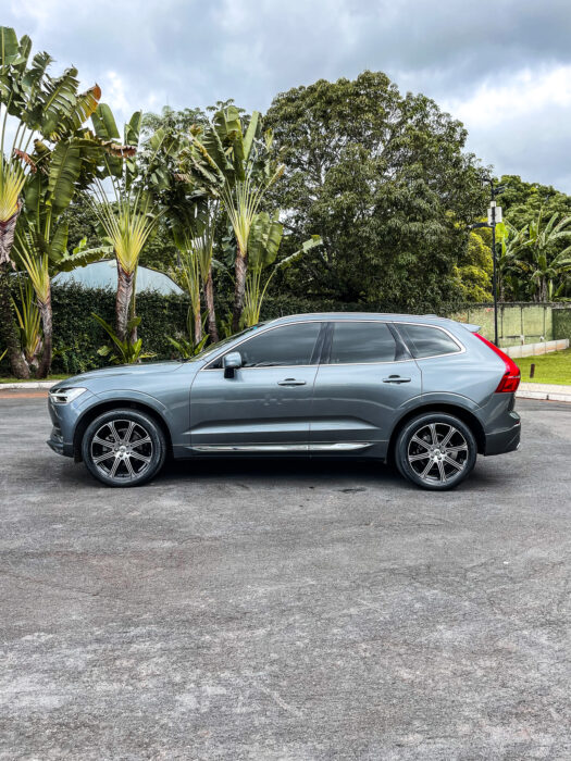 VOLVO XC60 2019 completo