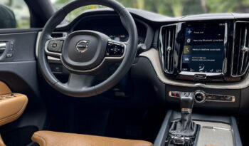 VOLVO XC60 2019 completo