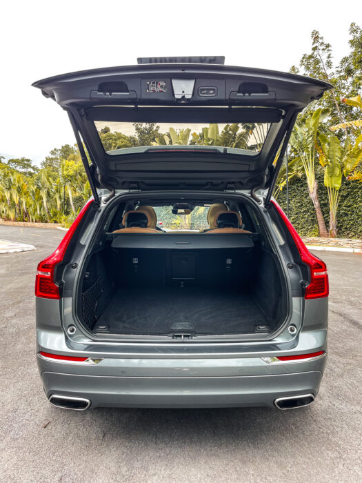 VOLVO XC60 2019 completo