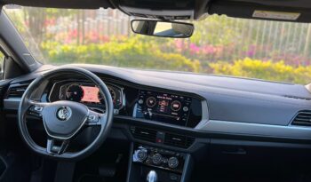 VOLKSWAGEN JETTA 2018 completo