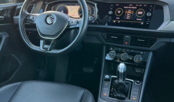 VOLKSWAGEN JETTA 2018 completo