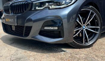 BMW 320i 2021 completo