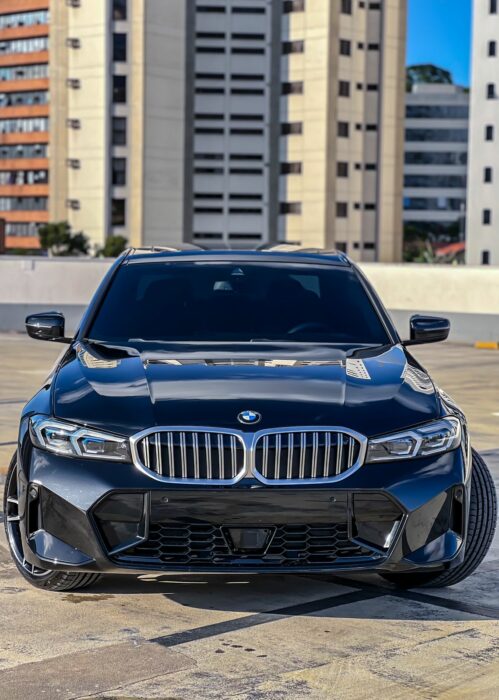 BMW 320 i 2022 completo
