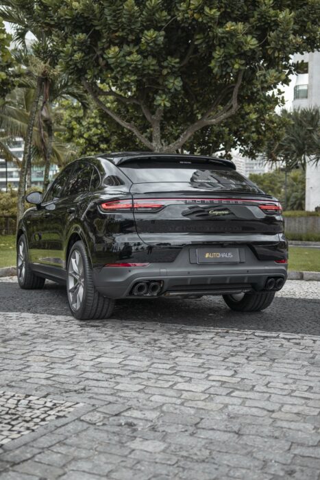 PORSCHE CAYENNE 2023 completo