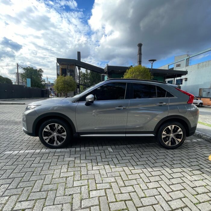 MITSUBISHI ECLIPSE CROSS 2020 completo