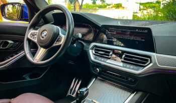 BMW 320i 2022 completo