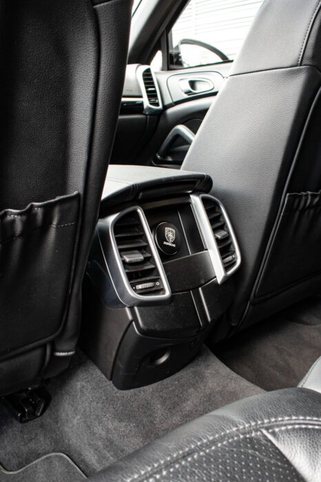 PORSCHE CAYENNE 2017 completo