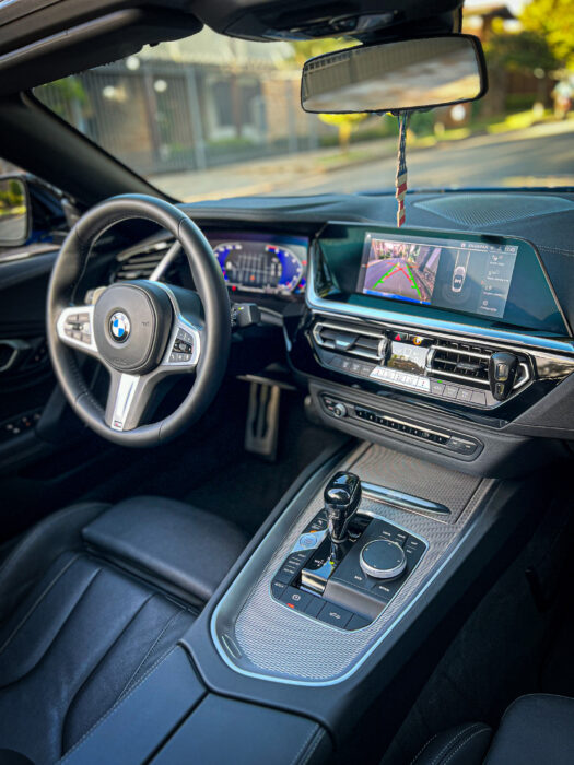 BMW Z4 2021 completo