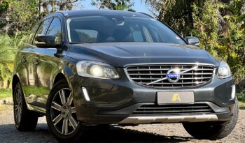 VOLVO XC60 2017 completo