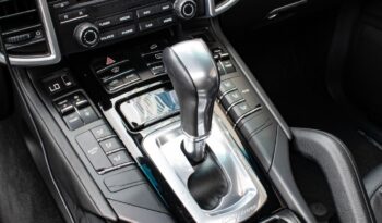 PORSCHE CAYENNE 2017 completo