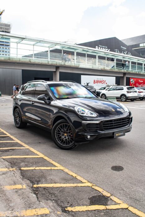 PORSCHE CAYENNE 2017 completo