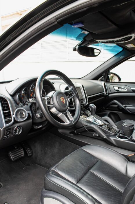 PORSCHE CAYENNE 2017 completo